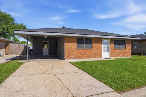 Homes For Sale - 209 Leslie St<br/> Houma, LA 70363