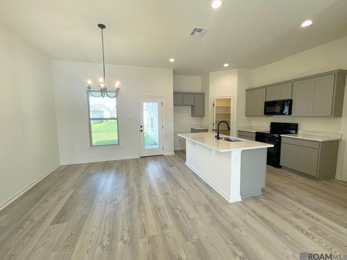 28324 Moreau Dr, Denham Springs, Louisiana image 3