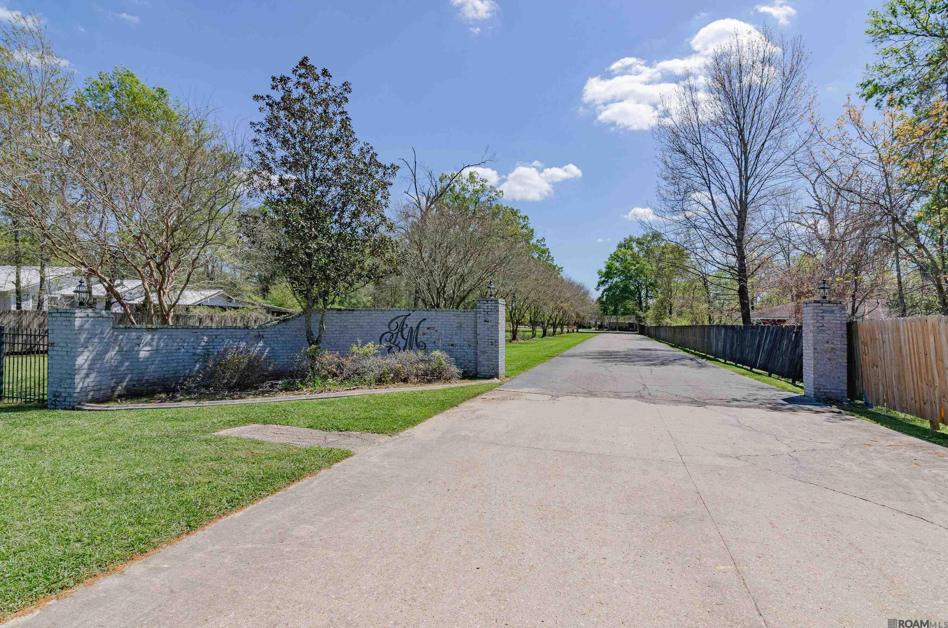 14214 Old Hammond Hwy