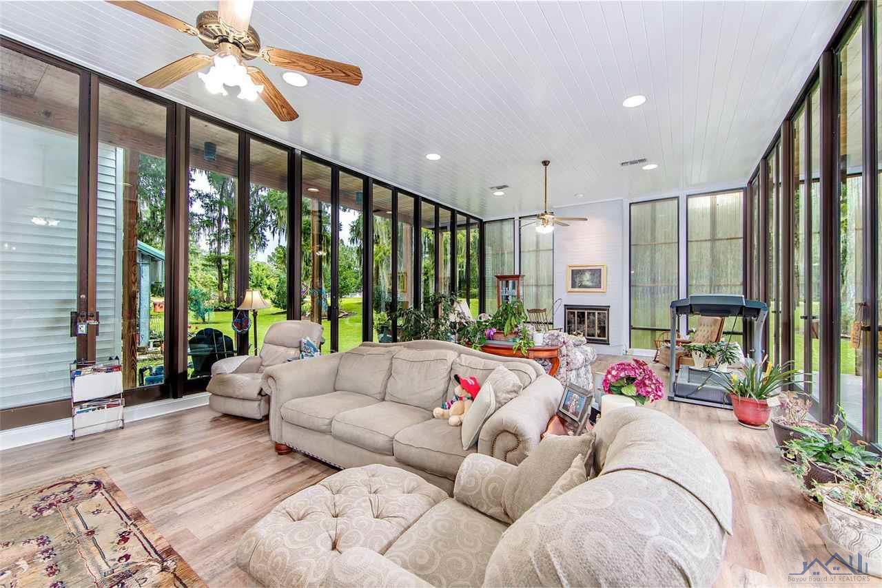 525 Supercharge Drive, Thibodaux, Louisiana image 6