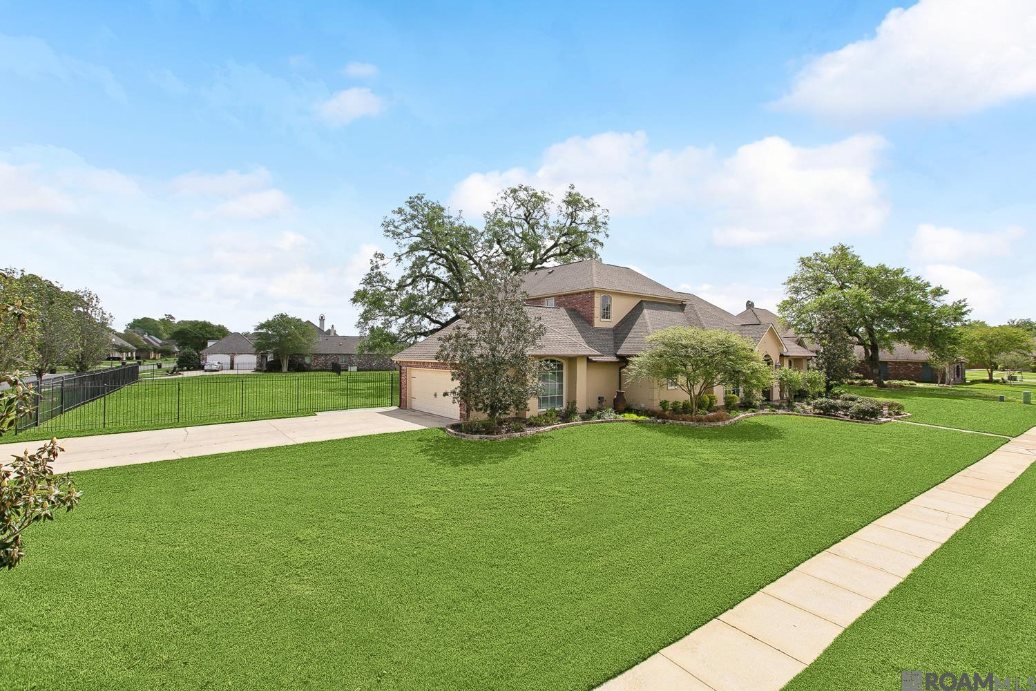 18005 Lakeside Dr, Greenwell Springs, Louisiana image 2