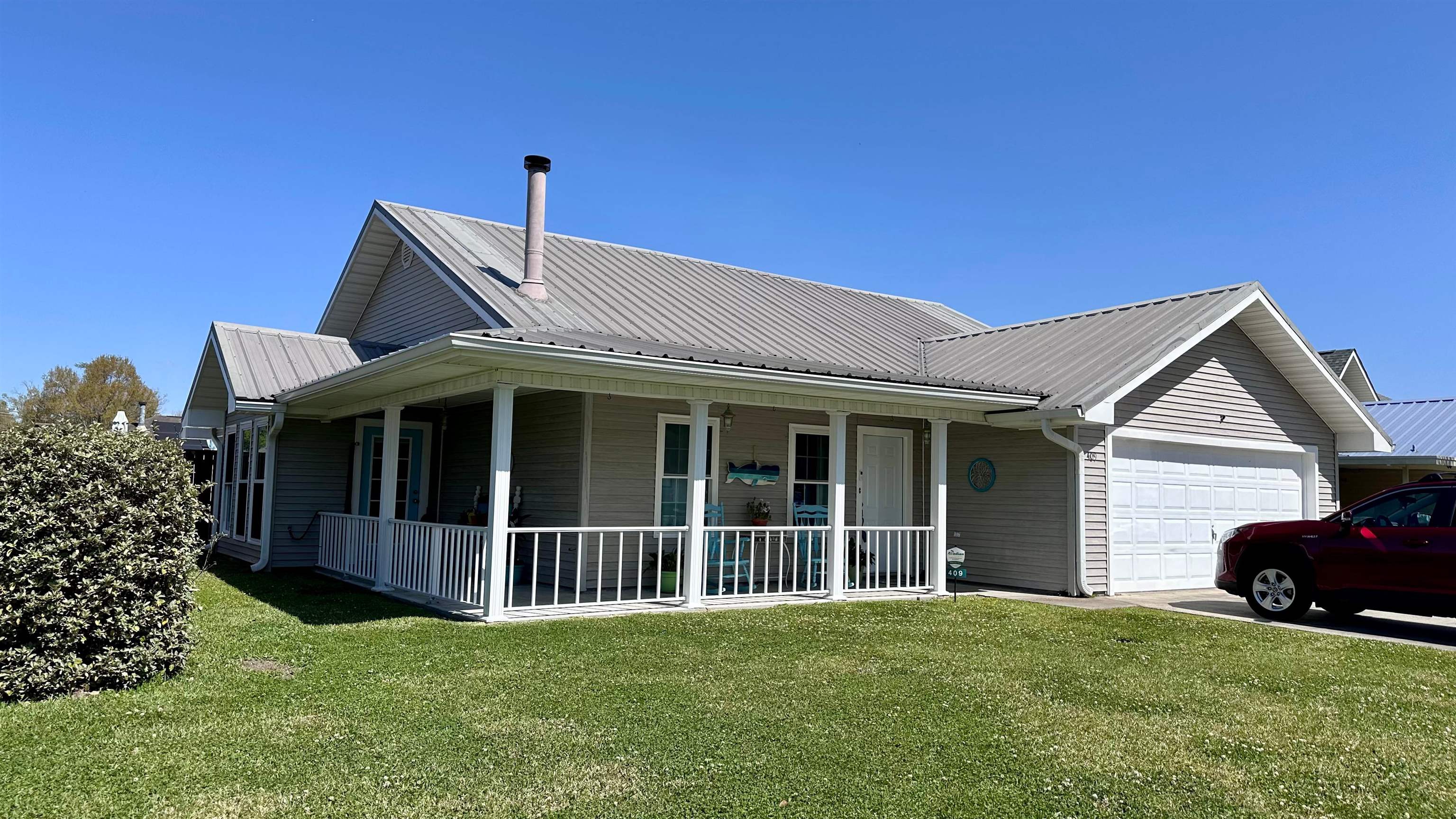 409 Tanglewood Dr, Houma, Louisiana image 2