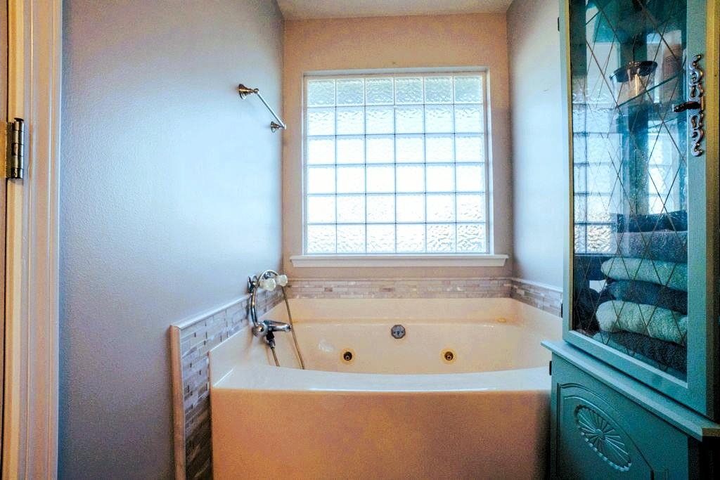 409 Tanglewood Dr, Houma, Louisiana image 28
