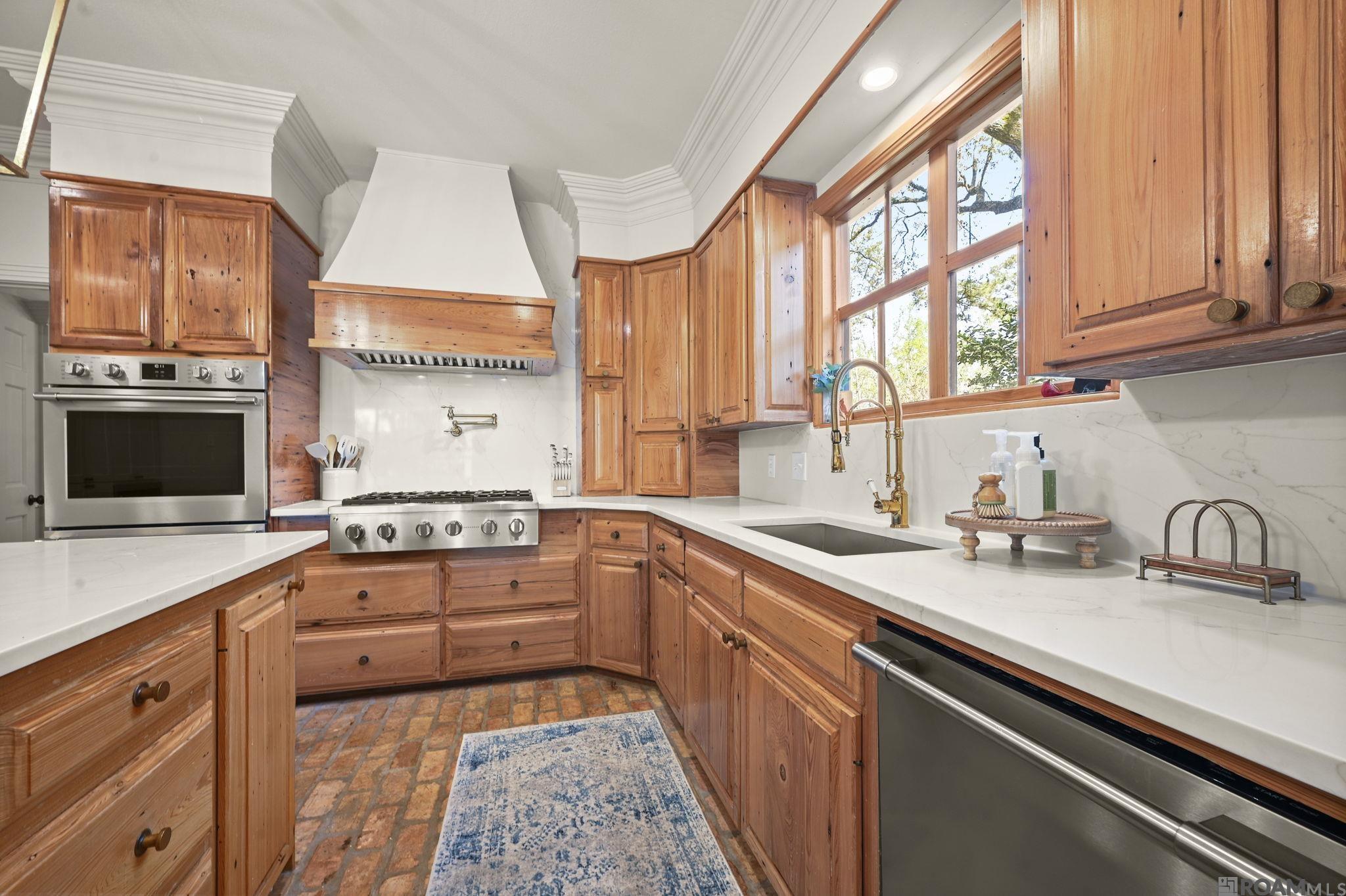 Baton Rouge, Louisiana, 70810, United States, 5 Bedrooms Bedrooms, ,3 BathroomsBathrooms,Residential,Active,2020508