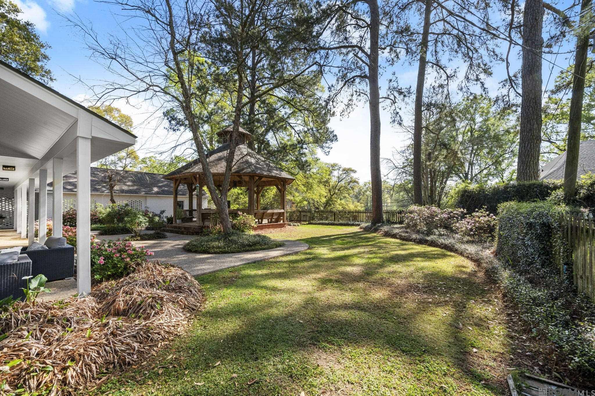 Baton Rouge, Louisiana, 70810, United States, 5 Bedrooms Bedrooms, ,3 BathroomsBathrooms,Residential,Active,2020508