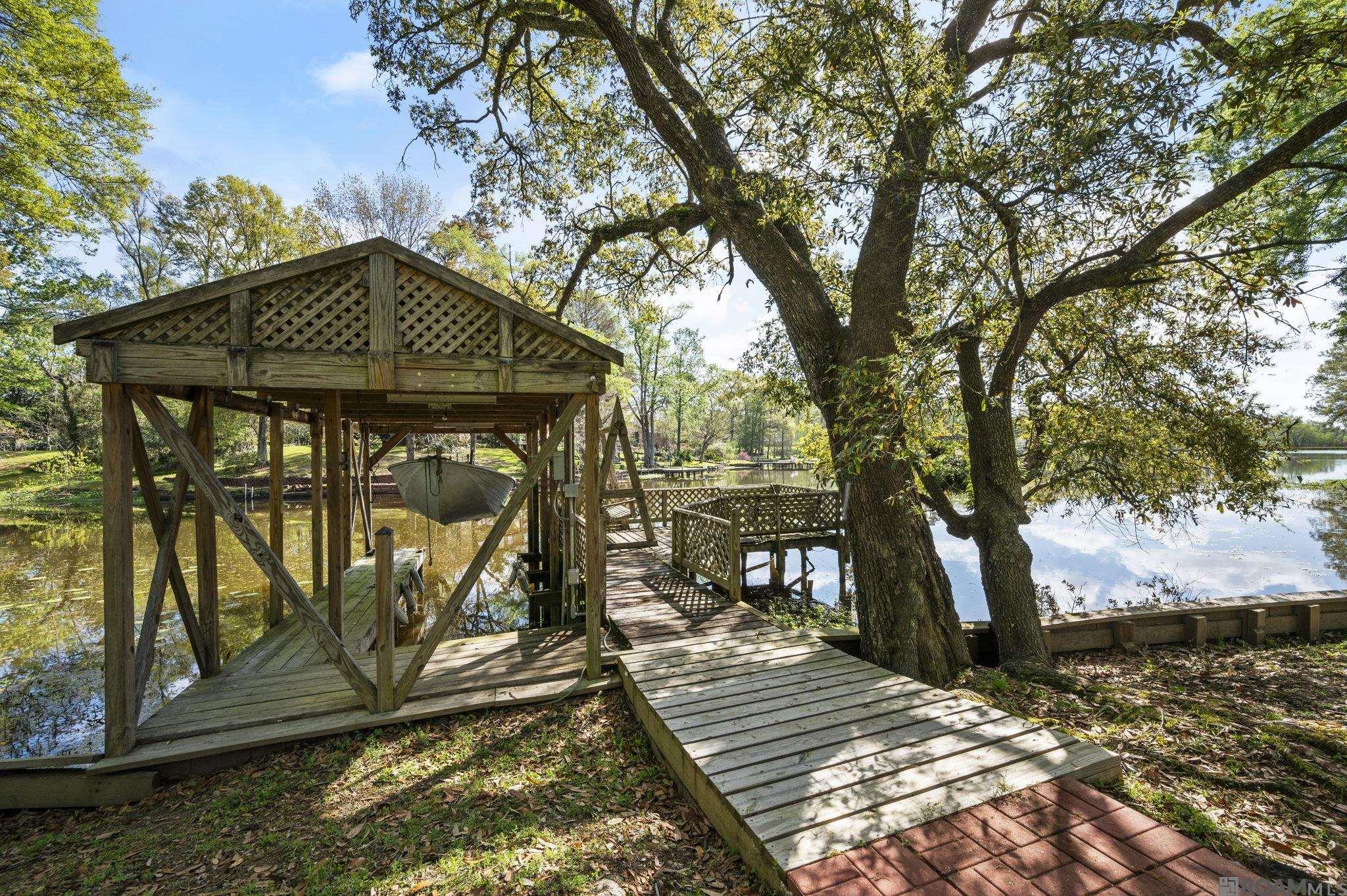 Baton Rouge, Louisiana, 70810, United States, 5 Bedrooms Bedrooms, ,3 BathroomsBathrooms,Residential,Active,2020508