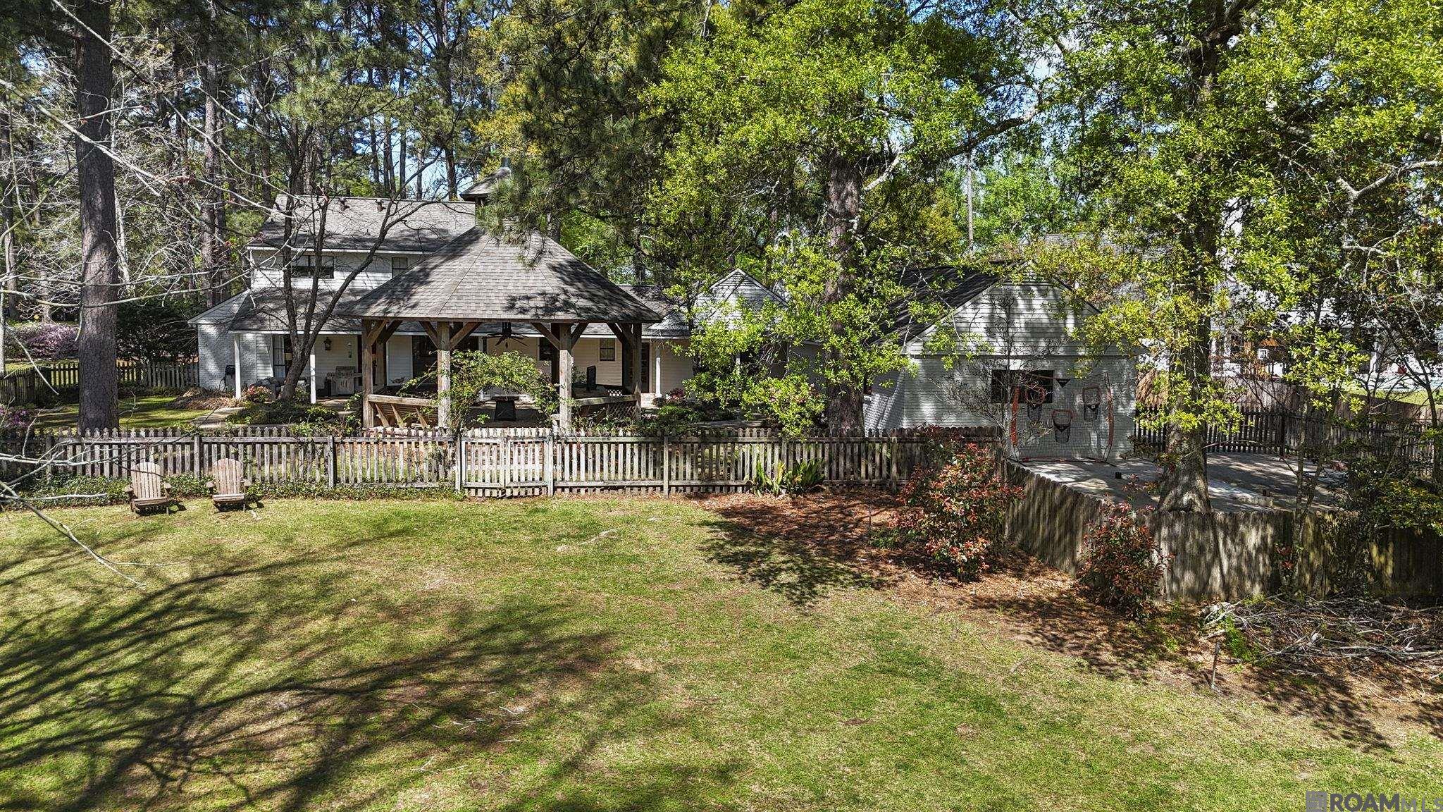 Baton Rouge, Louisiana, 70810, United States, 5 Bedrooms Bedrooms, ,3 BathroomsBathrooms,Residential,Active,2020508