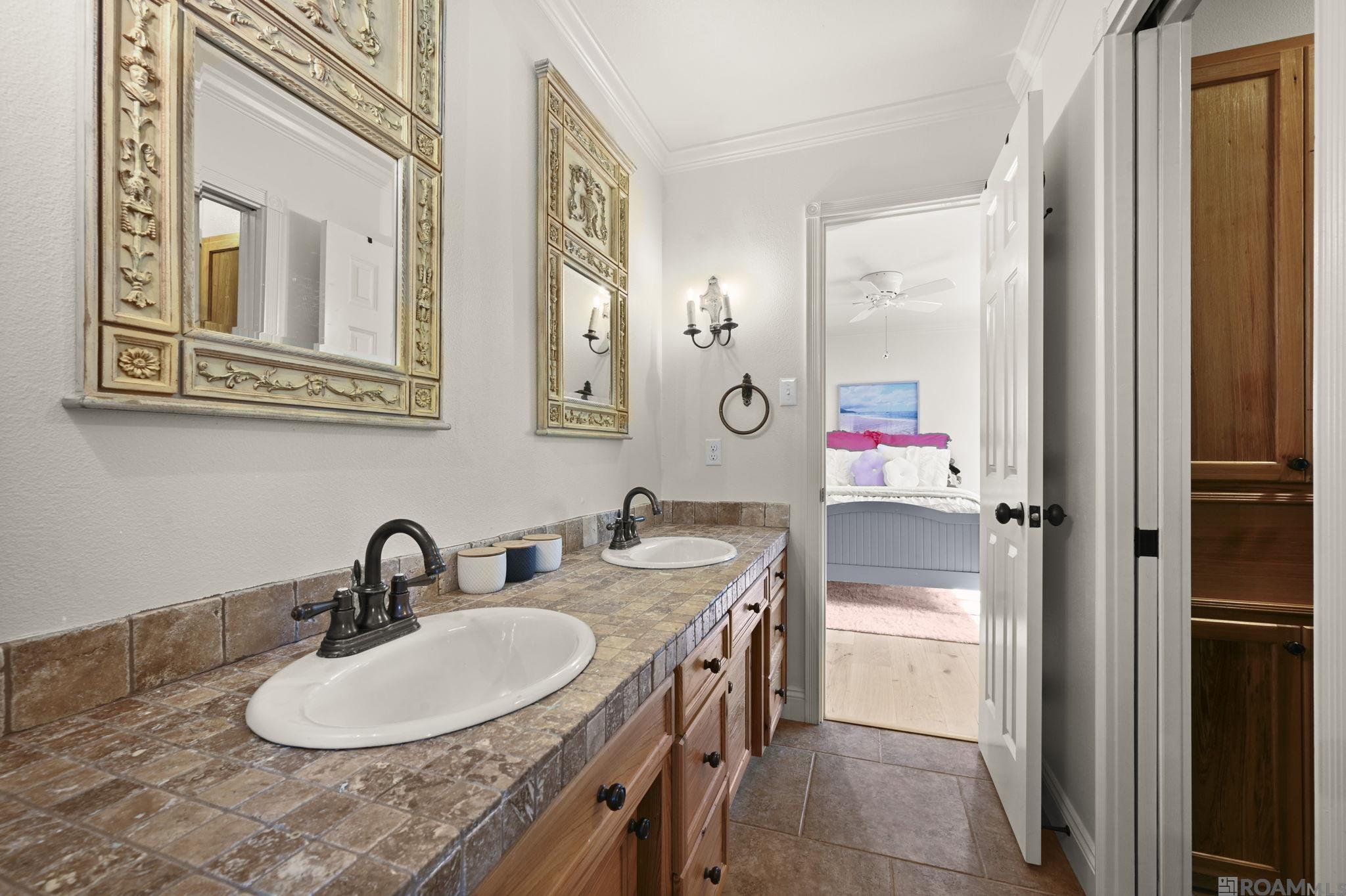 Baton Rouge, Louisiana, 70810, United States, 5 Bedrooms Bedrooms, ,3 BathroomsBathrooms,Residential,Active,2020508