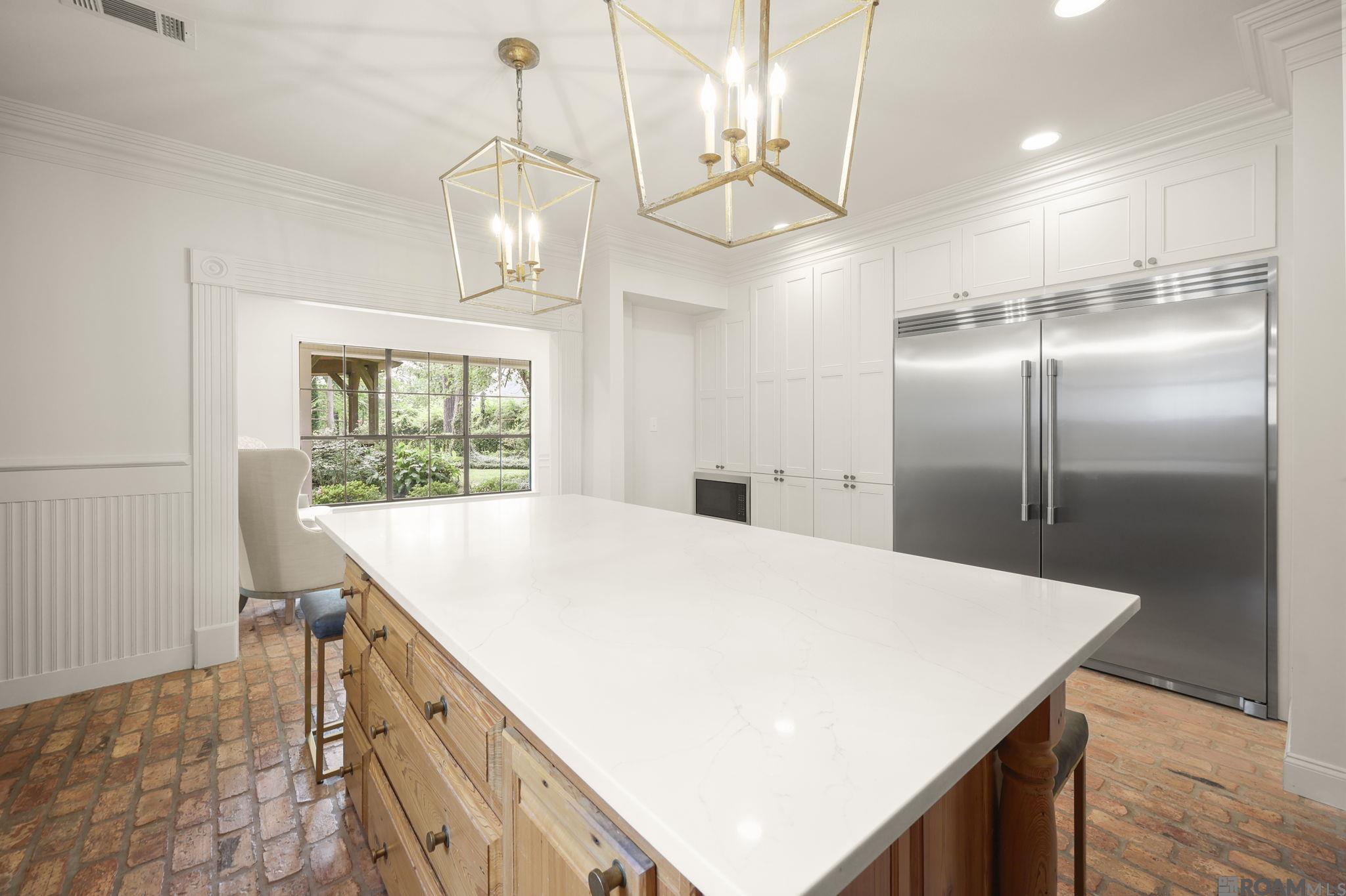 Baton Rouge, Louisiana, 70810, United States, 5 Bedrooms Bedrooms, ,3 BathroomsBathrooms,Residential,Active,2020508