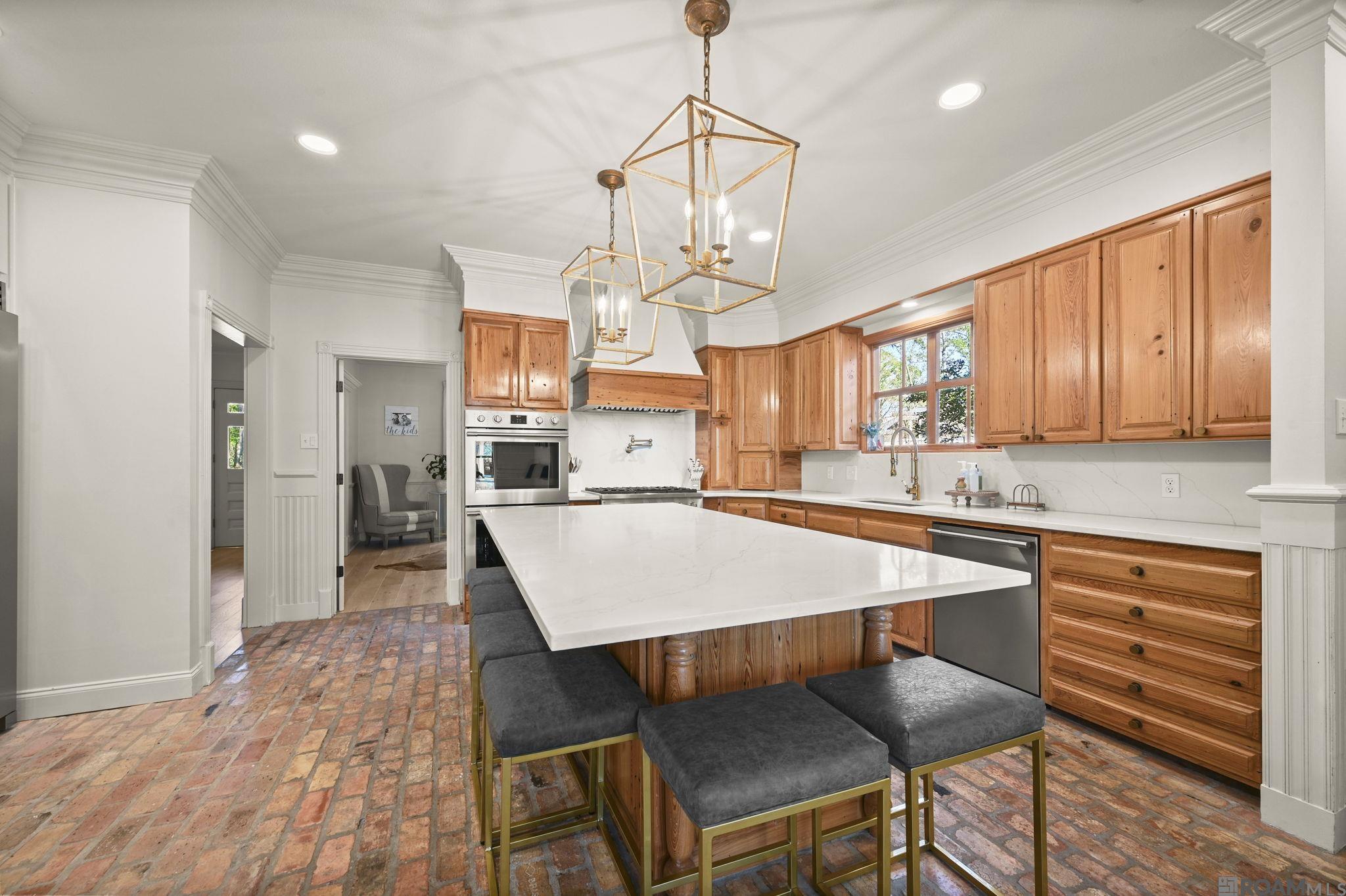 Baton Rouge, Louisiana, 70810, United States, 5 Bedrooms Bedrooms, ,3 BathroomsBathrooms,Residential,Active,2020508