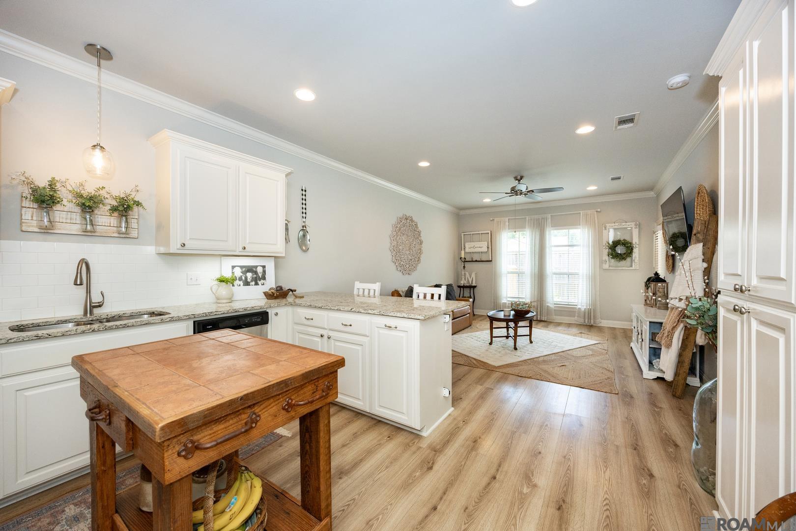 9017 Lockhart Rd, Denham Springs, Louisiana image 7