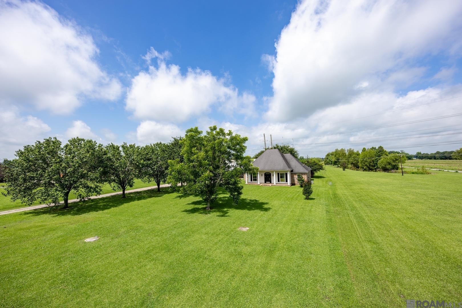 7540 Ed Lejeune St, Addis, Louisiana image 2
