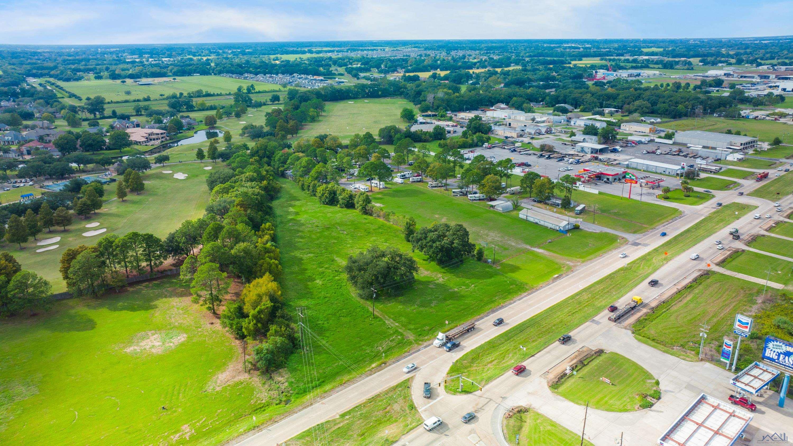 1152 Evangeline Thrwy, Broussard, Louisiana image 3