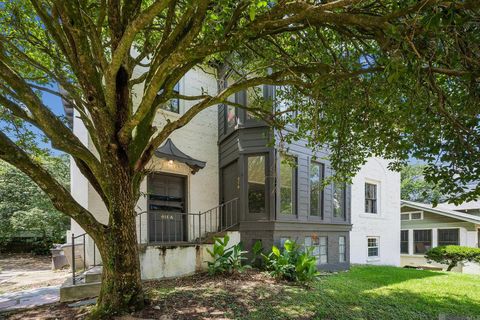 Apartment For Rent - 418 E State St #B<br/> Baton Rouge, LA 70802