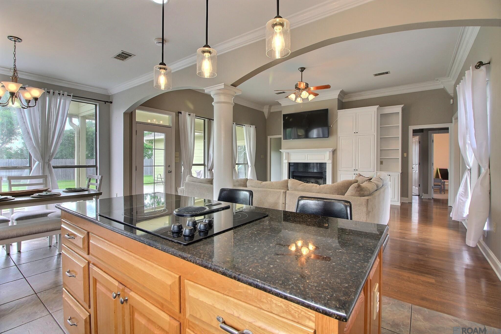 6900 Lakeland Dr, Zachary, Louisiana image 9