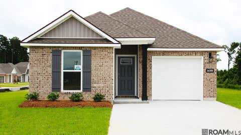 Homes For Sale - 14300 Monmouth Ave<br/> Denham Springs, LA 70726