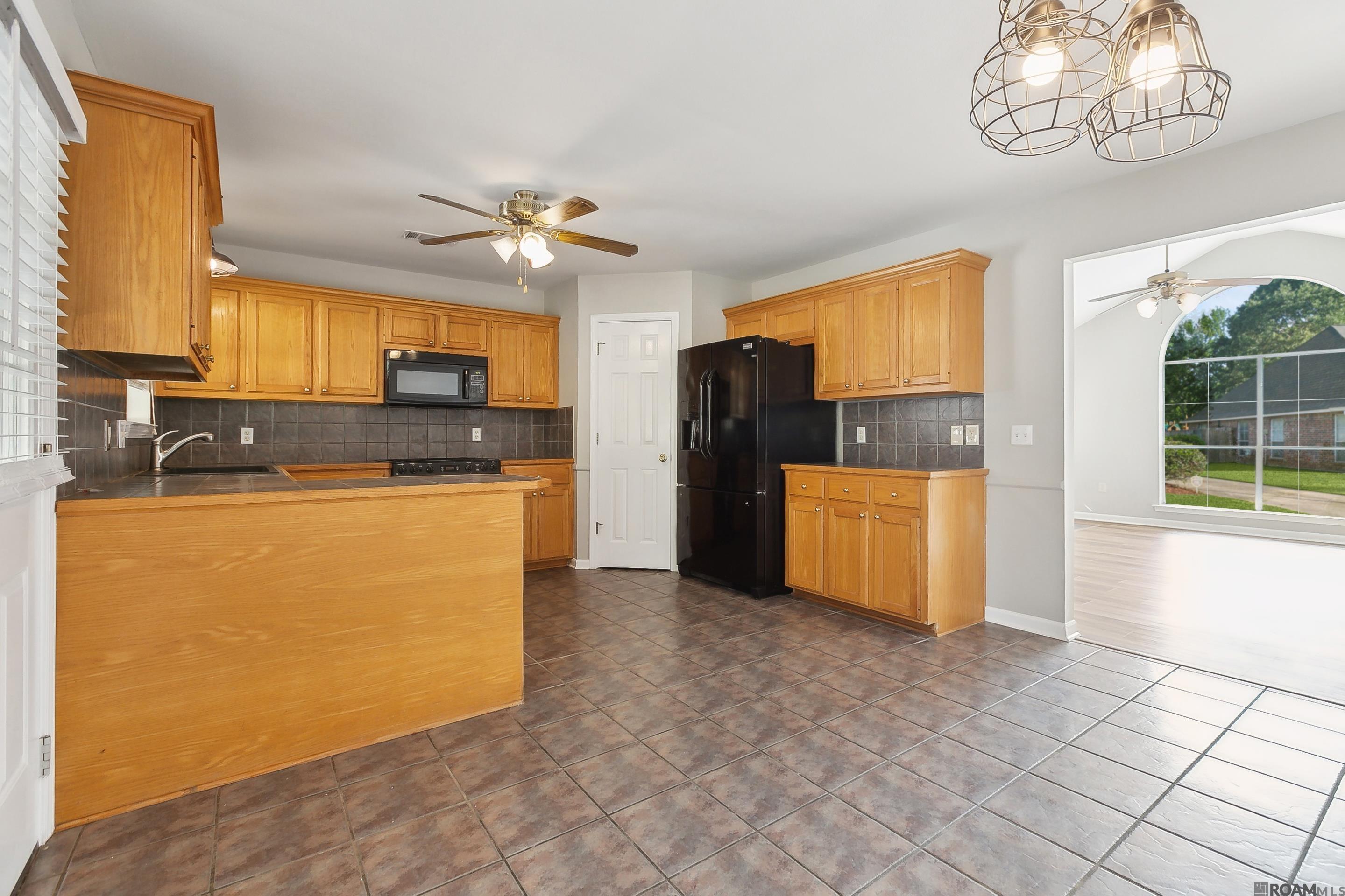 36287 Greenville Ave, Denham Springs, Louisiana image 4