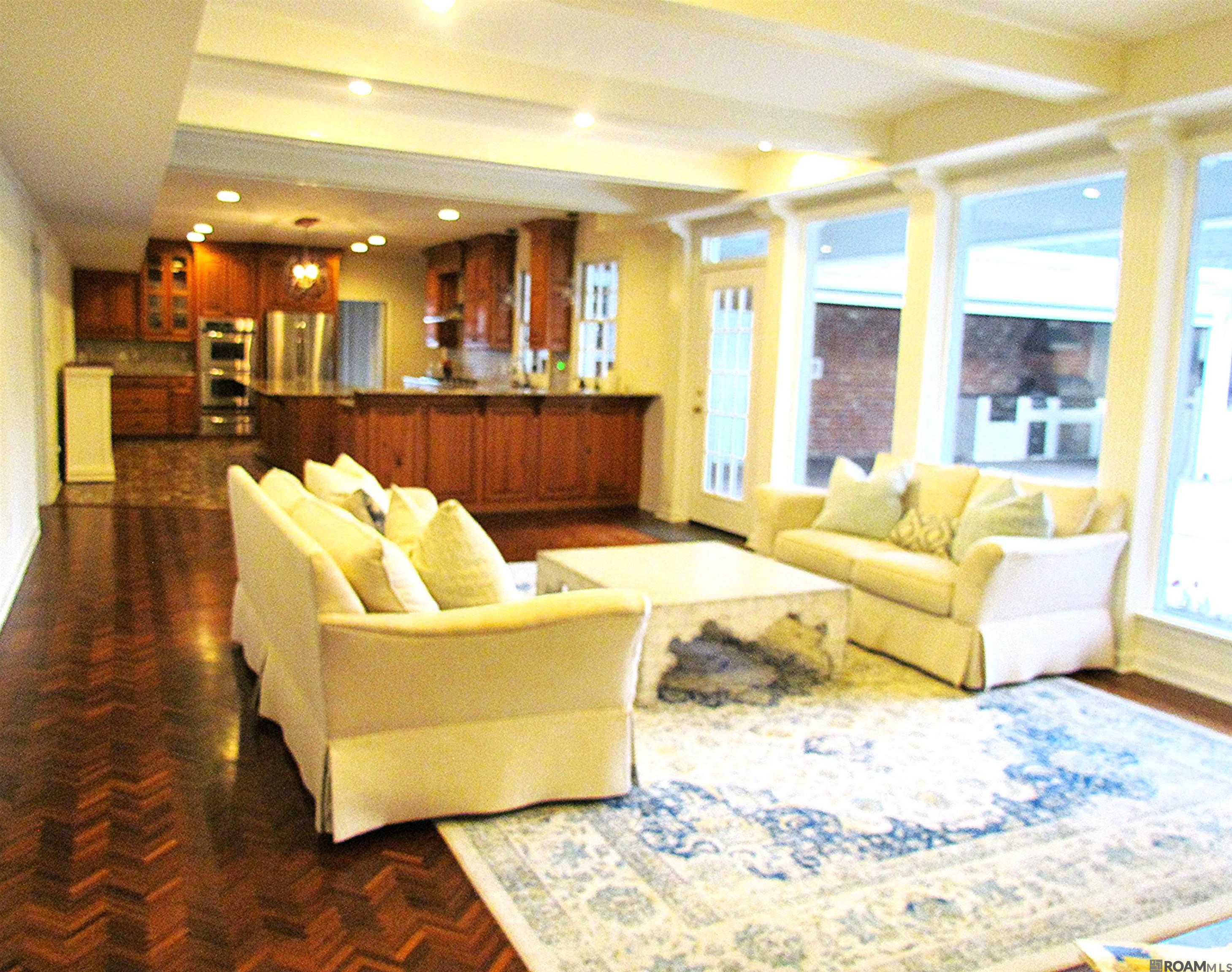 10940 Goodwood Blvd, Baton Rouge, Louisiana image 4