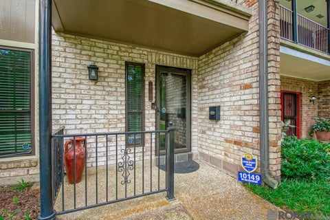 Townhouse For Sale - 10149 Runnymede Ave #14<br/> Baton Rouge, LA 70815