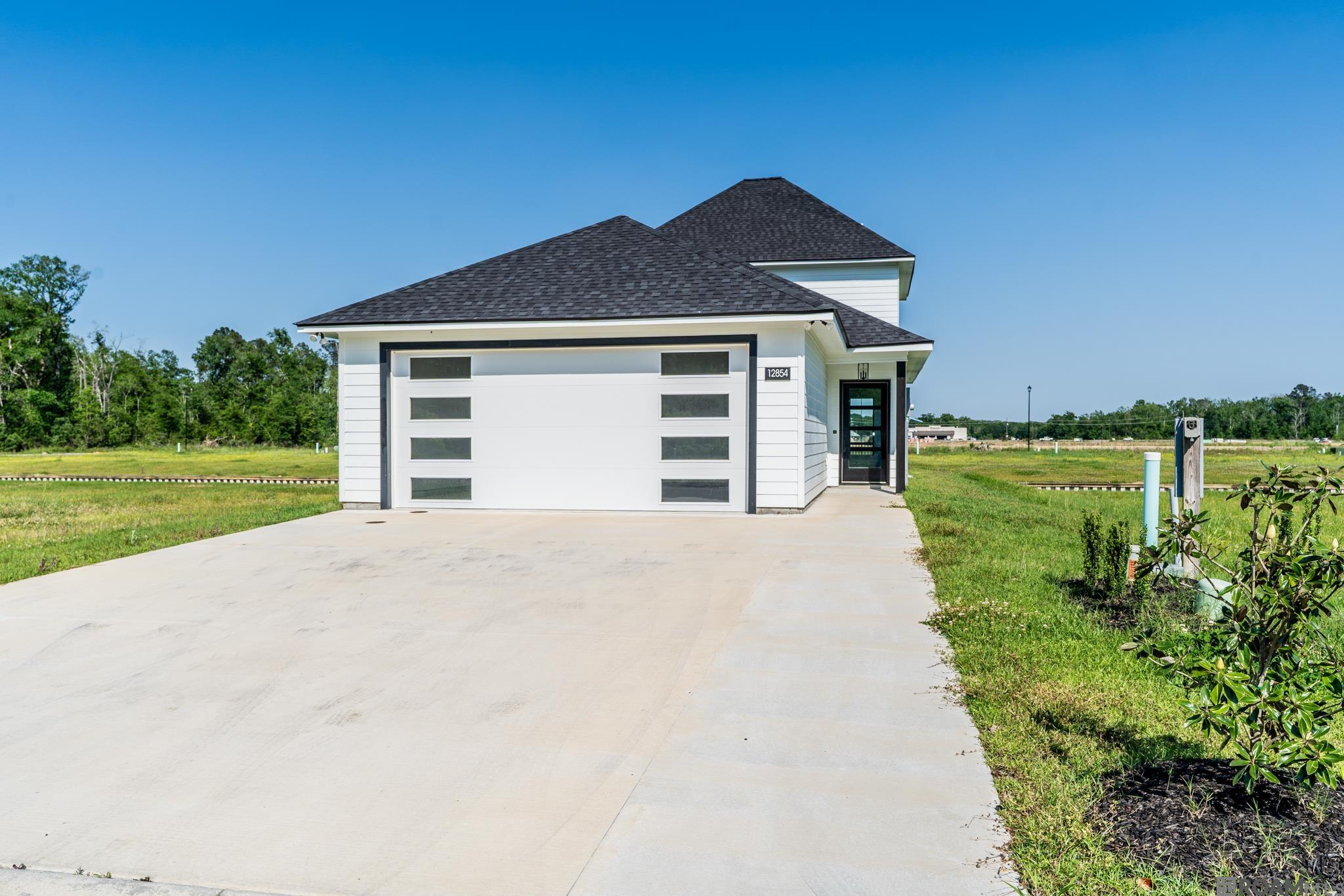 12854 N St Croix Ct, Maurepas, Louisiana image 2