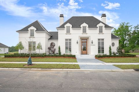 Homes For Sale - 15630 Maxwell Dr<br/> Baton Rouge, LA 70817