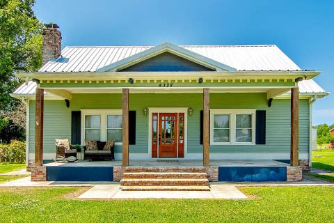 Homes For Sale - 4328 Highway 56 Highway<br/> Houma, LA 70363