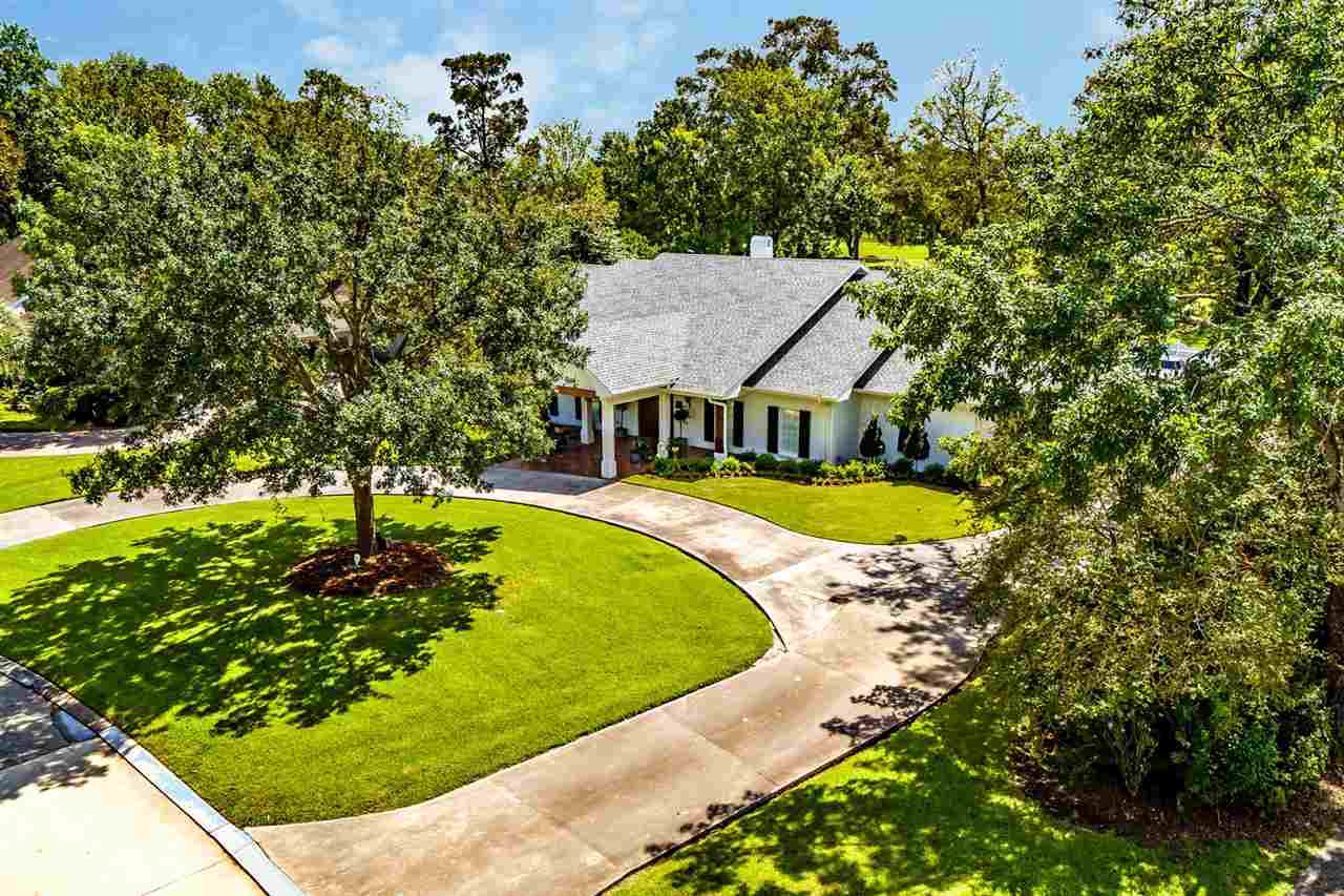 401 Oak Alley Dr, Houma, Louisiana image 3
