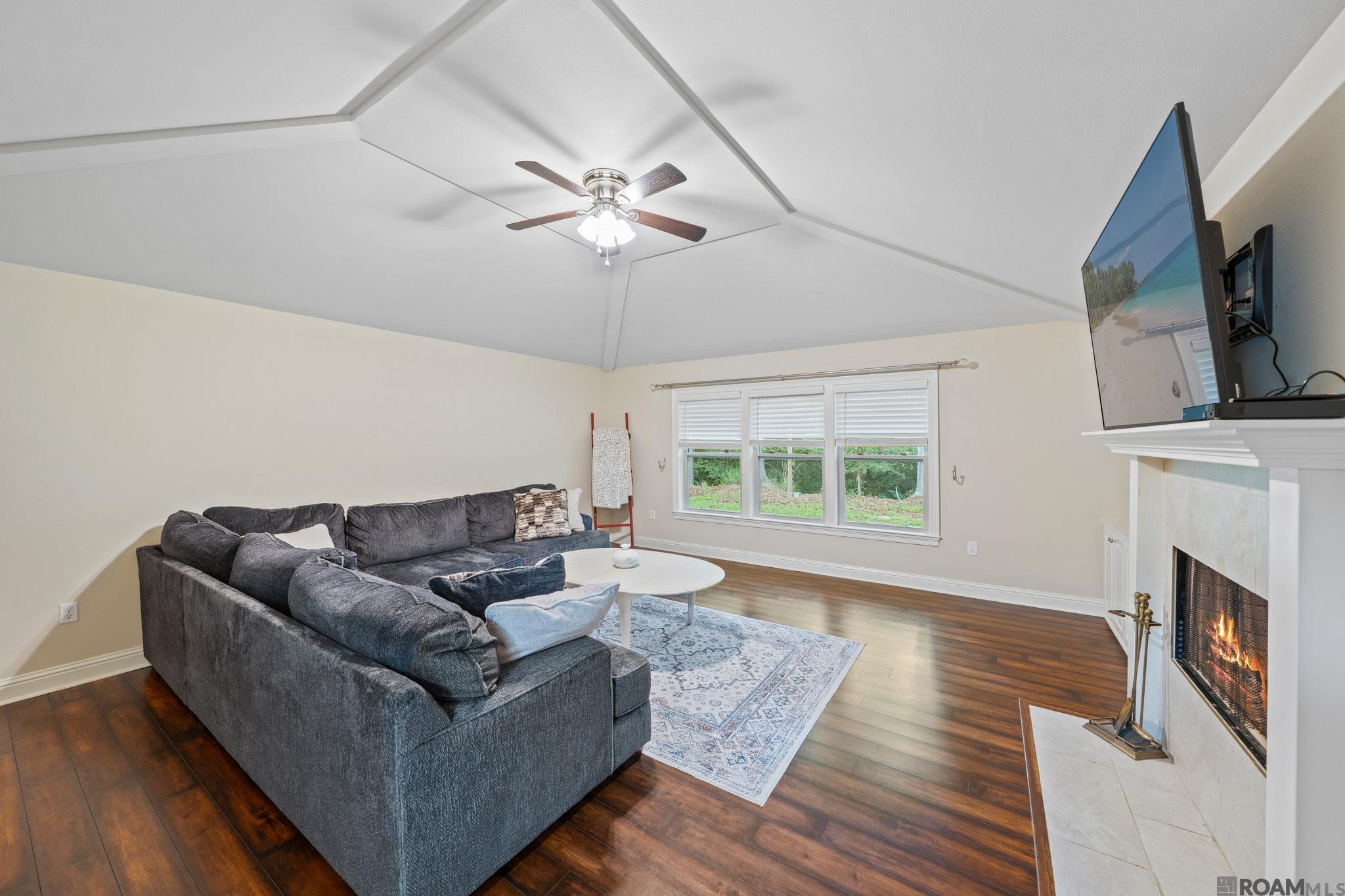 5550 Mapleton Dr, Greenwell Springs, Louisiana image 3