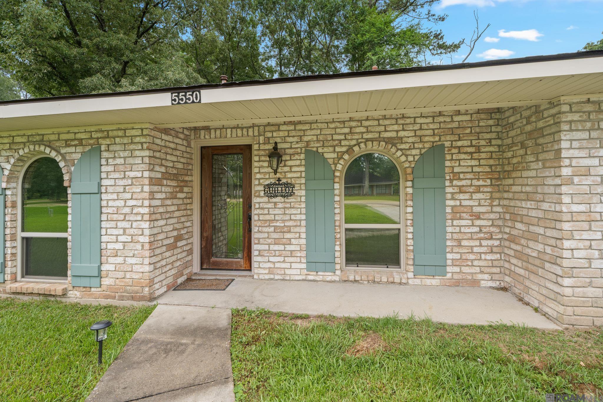 5550 Mapleton Dr, Greenwell Springs, Louisiana image 2