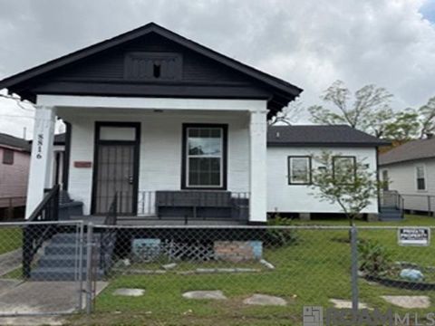 Multifamily For Rent - 8816 Olive St #A-B<br/> New Orleans, LA 70118