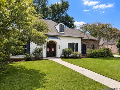 Homes For Sale - 7914 Menlo Dr<br/> East Baton Rouge County, Baton Rouge, LA 70808