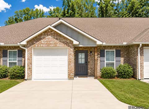 Townhouse For Rent - 8065 Lockhart Rd #6-B<br/> Denham Springs, LA 70726