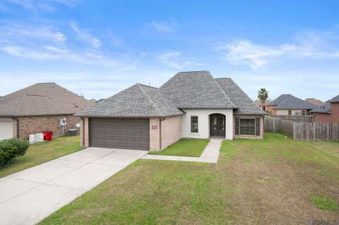 Homes For Rent - 41206 Colonial Dr<br/> Sorrento, LA 70778
