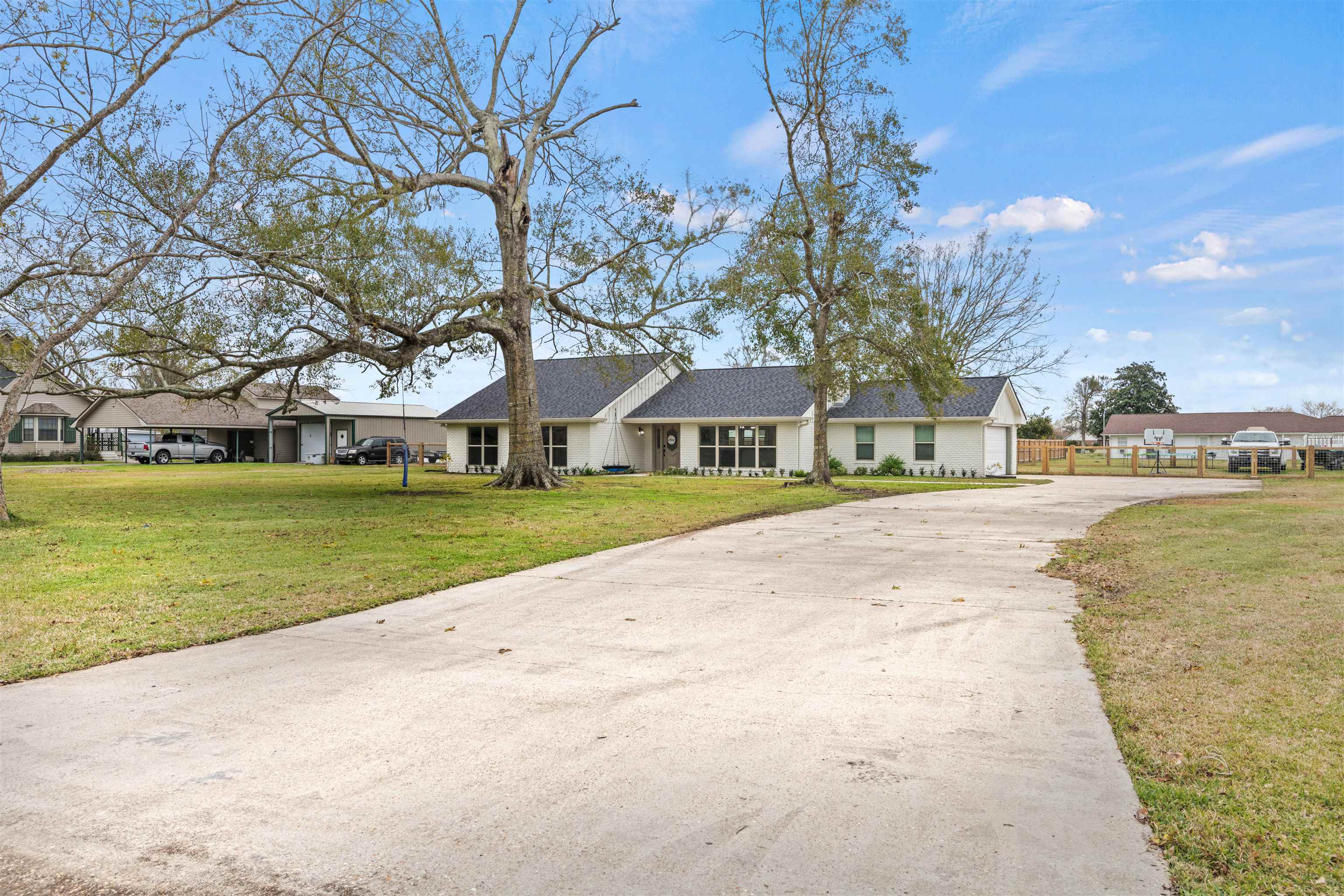 420 Canal Lane, Houma, Louisiana image 2