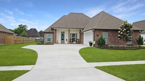 Homes For Sale - 7236 Effie Dr<br/> Denham Springs, LA 70706