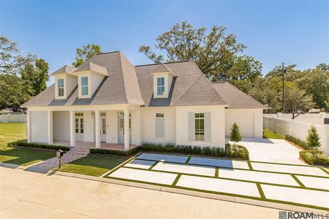 Homes For Sale - 646 Goodridge Way<br/> Baton Rouge, LA 70806