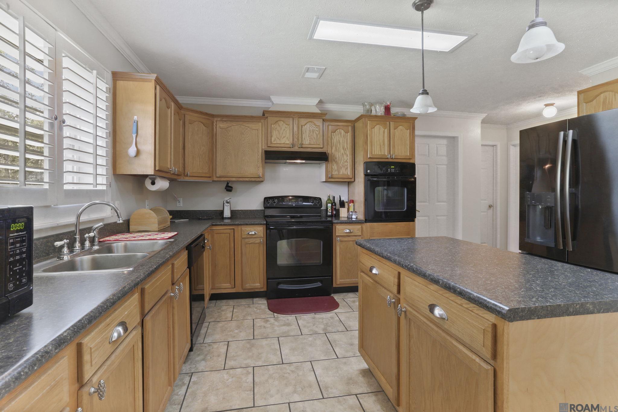 9557 Barber St, Denham Springs, Louisiana image 5