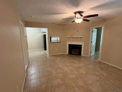 Multifamily For Rent - 914 Hammond Manor Dr #C<br/> Baton Rouge, LA 70816