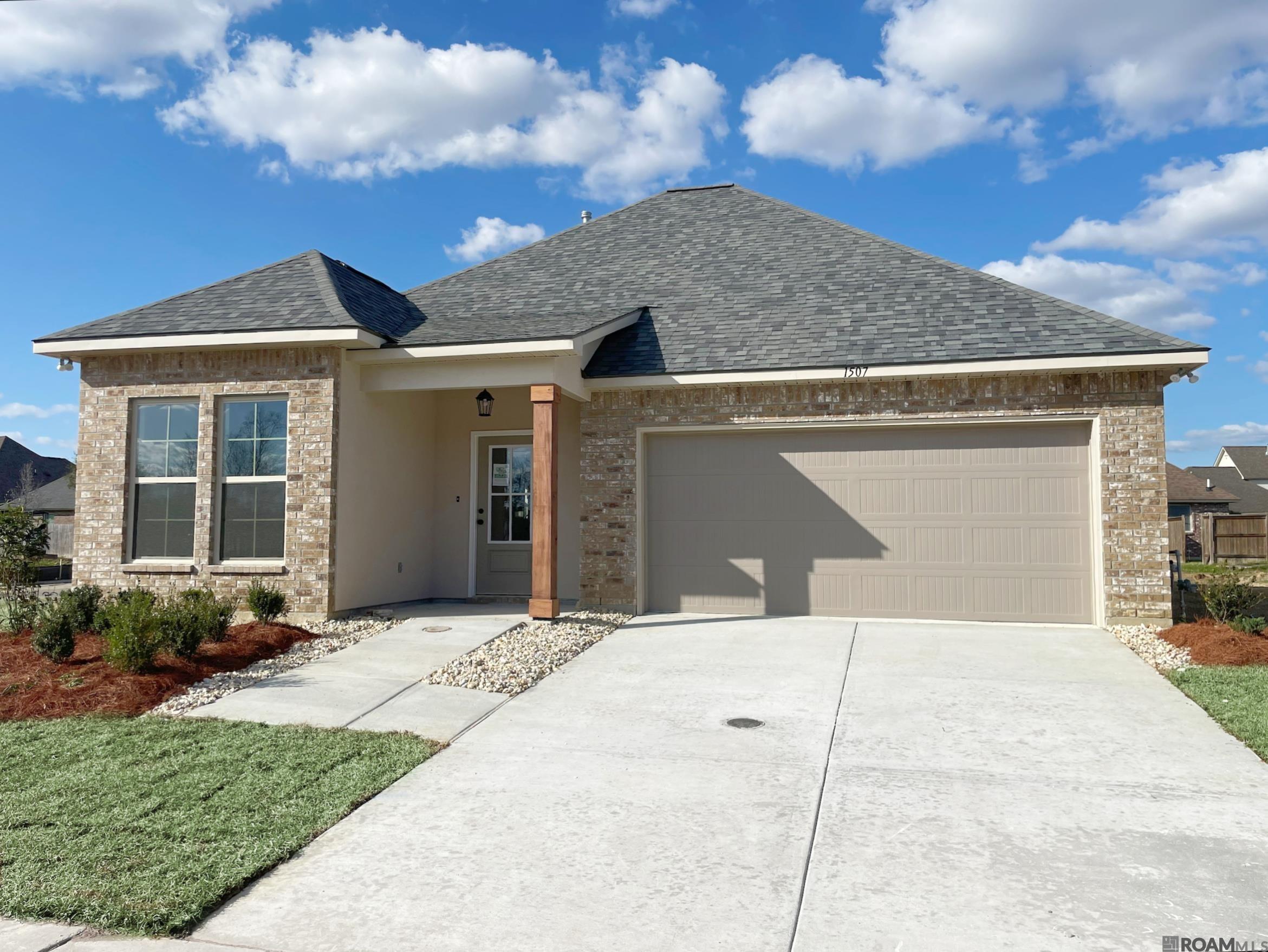 1507 Marshall Jones Sr Ave, Zachary, Louisiana image 1