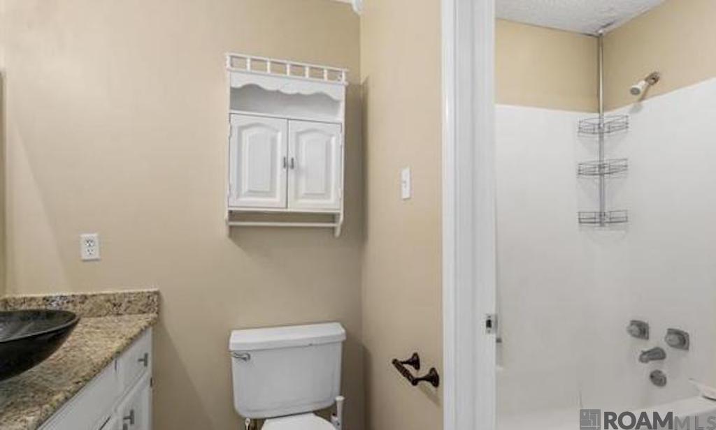 5111 S Oaks Dr, Baton Rouge, Louisiana image 7