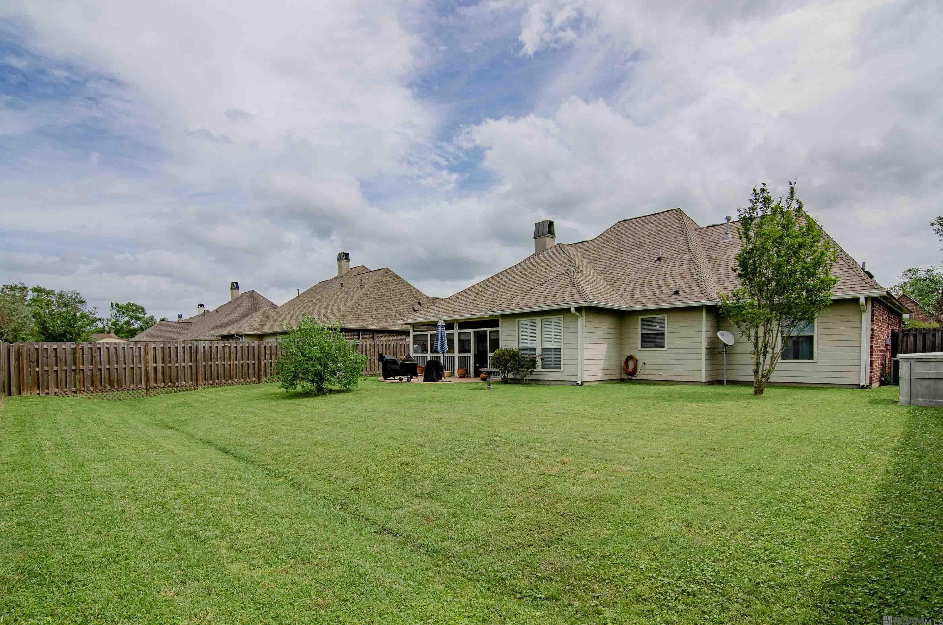13255 Mill Point Dr, Gonzales, Louisiana image 25