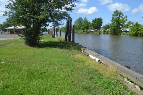 Vacant Land For Sale - 14679 West Main Street<br/> Cut Off, LA 70345