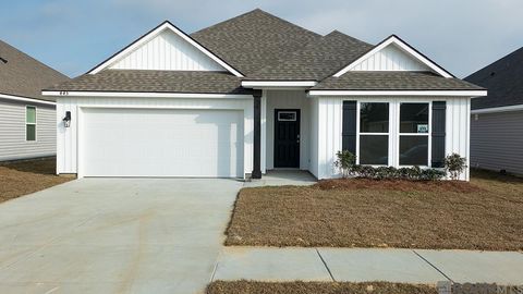 Homes For Sale - 445 Miraval Ave<br/> Zachary, LA 70791