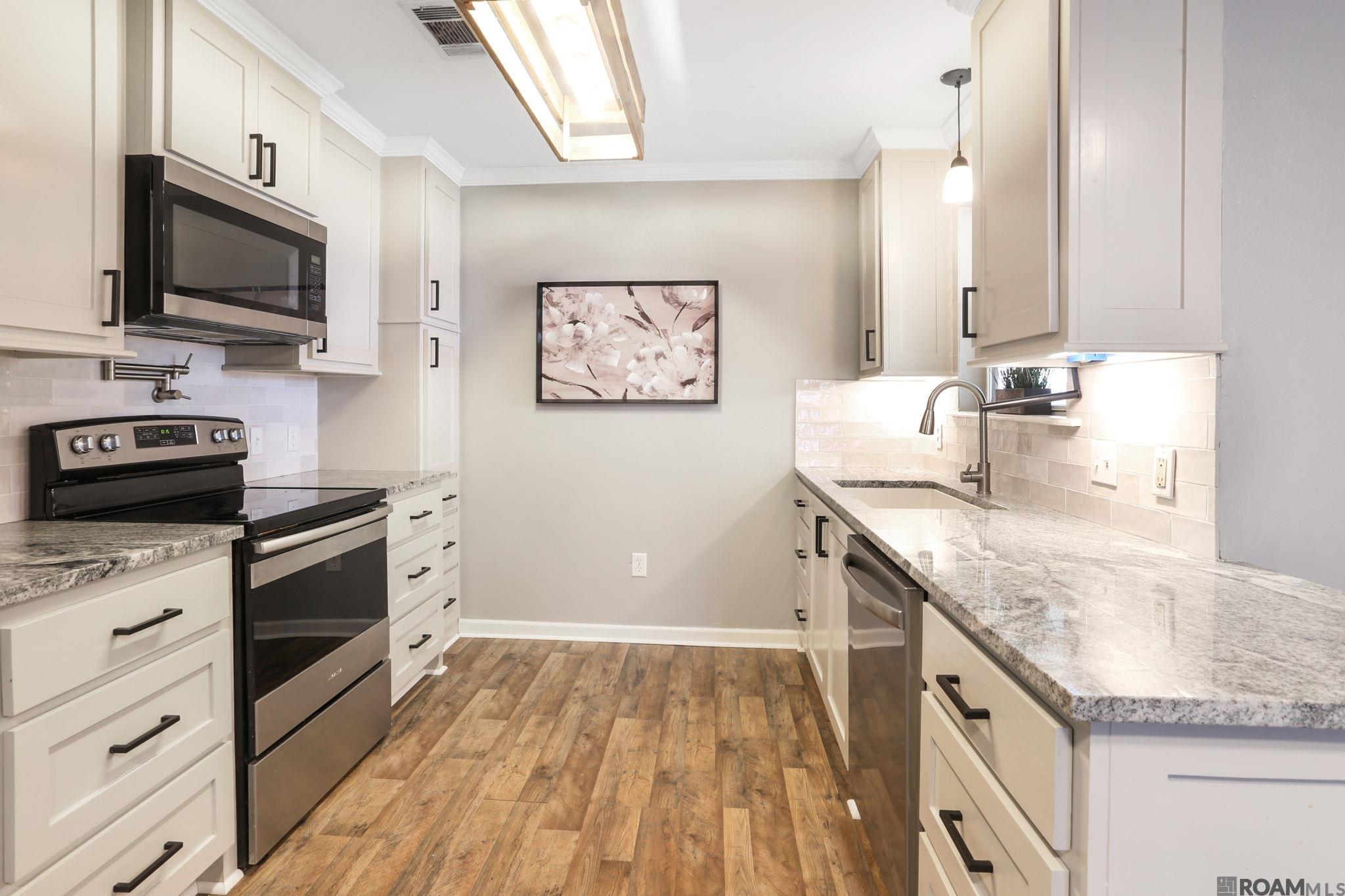 2019 E Catalpa St, Gonzales, Louisiana image 6