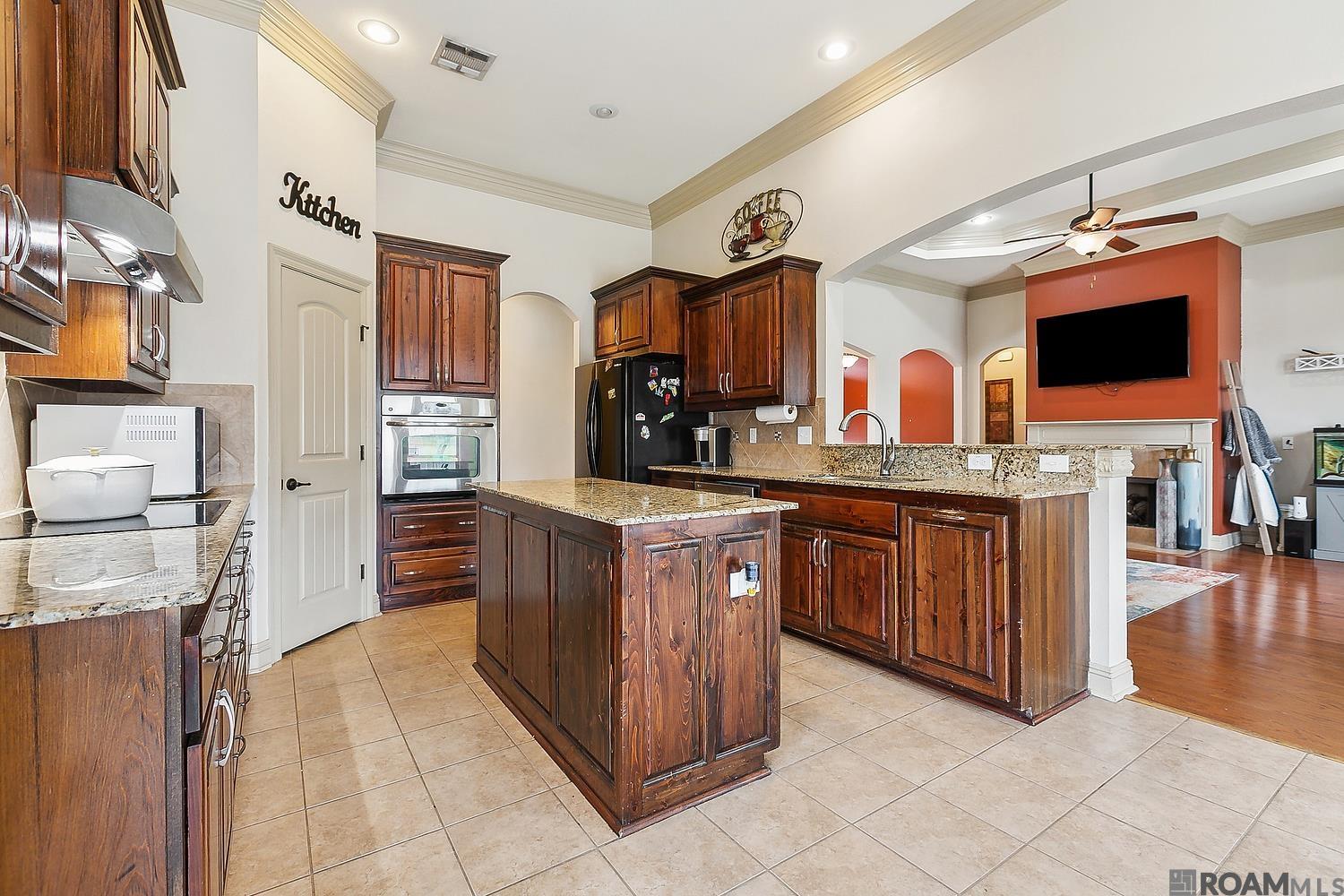 14064 Deep Creek Dr, Gonzales, Louisiana image 6