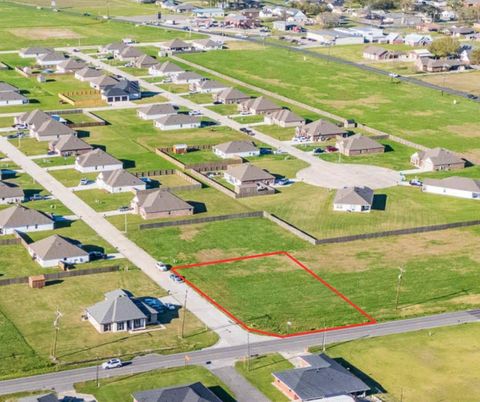 Vacant Land For Sale - 29138 Highway 20<br/> Vacherie, LA 70090