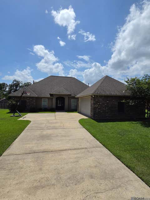 Homes For Sale - 33941 Kingfisher St<br/> Denham Springs, LA 70606