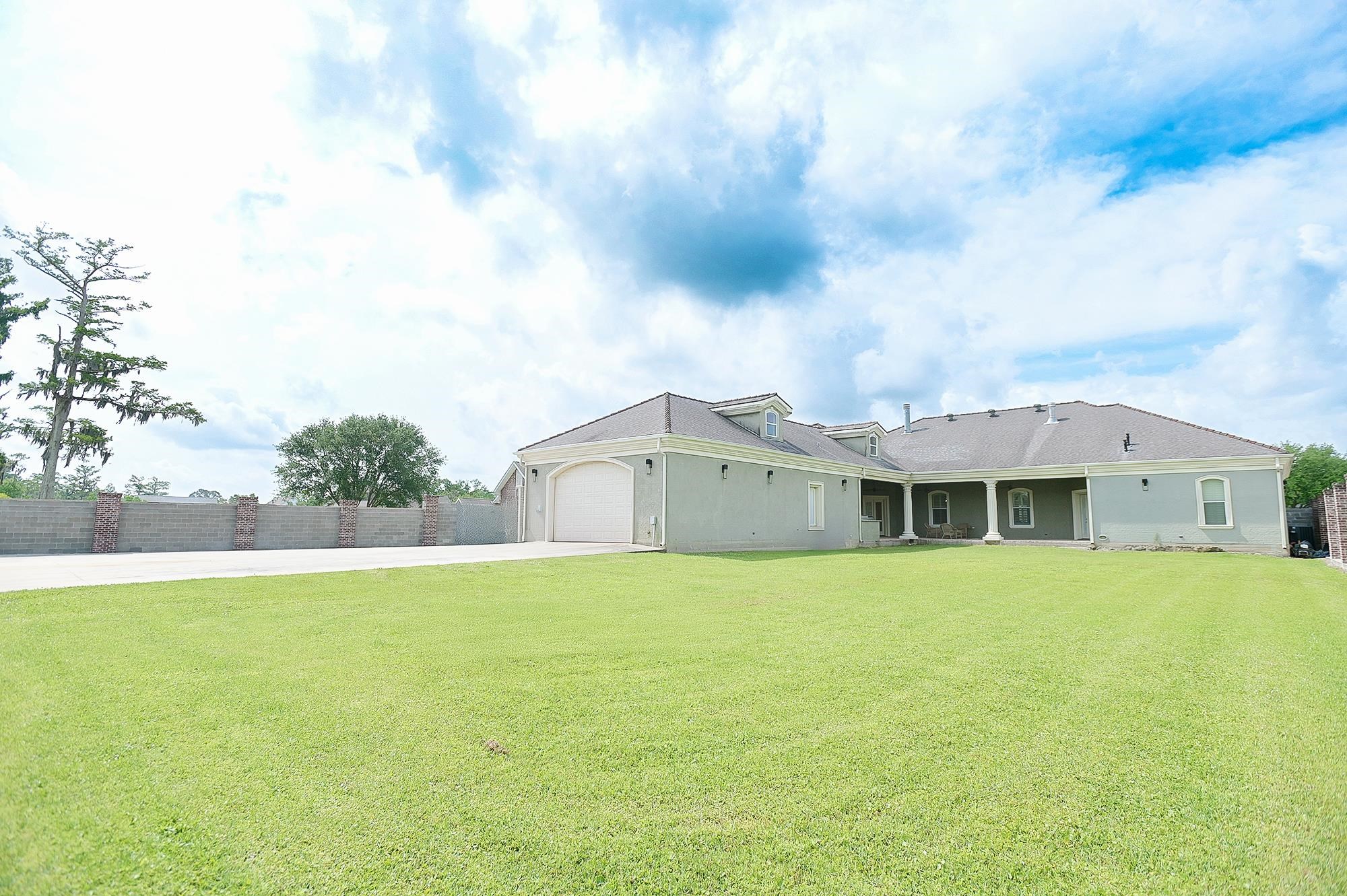 113 Ouiski Bayou Drive, Houma, Louisiana image 31