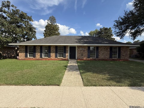Homes For Sale - 1720 Rue Crozat<br/> Baton Rouge, LA 70810