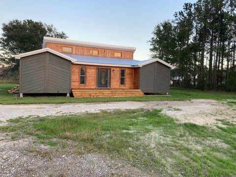 Homes For Rent - 23950 Coats Rd<br/> Springfield, LA 70462